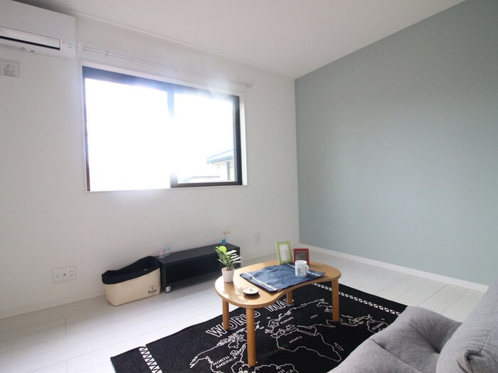 物件内観写真18　(居室)