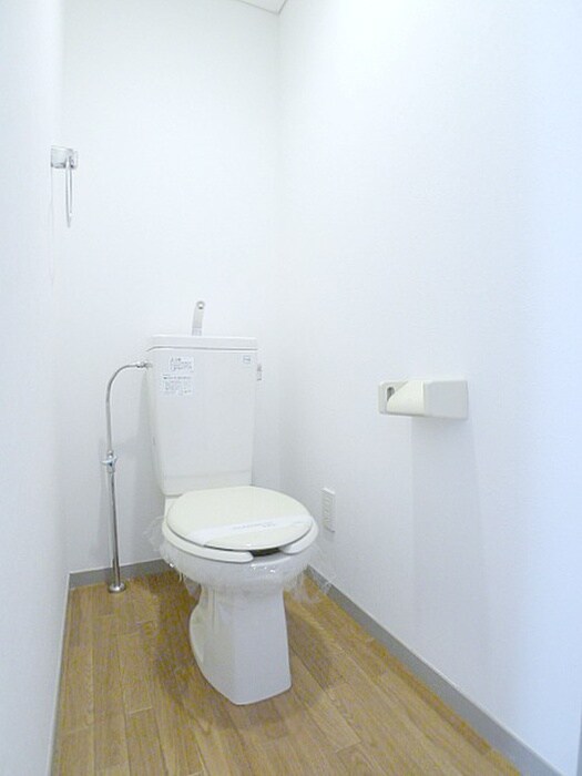 物件内観写真15　(トイレ)