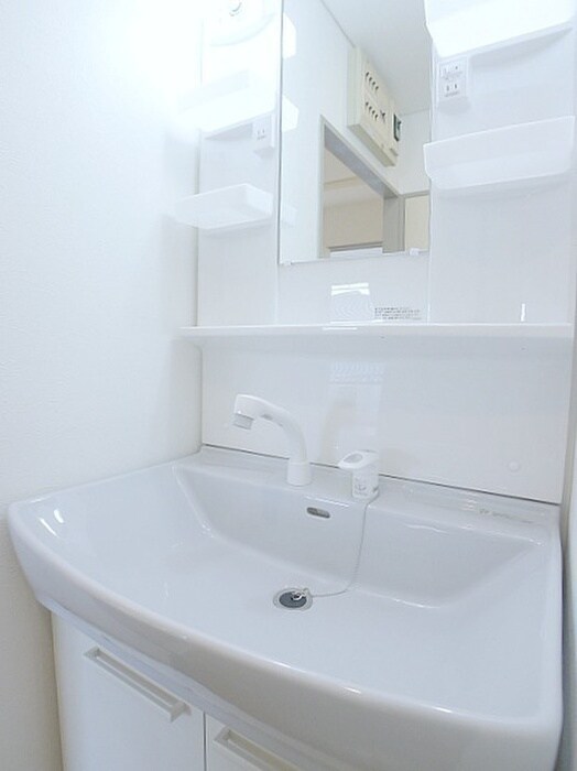 物件内観写真16　(洗面)