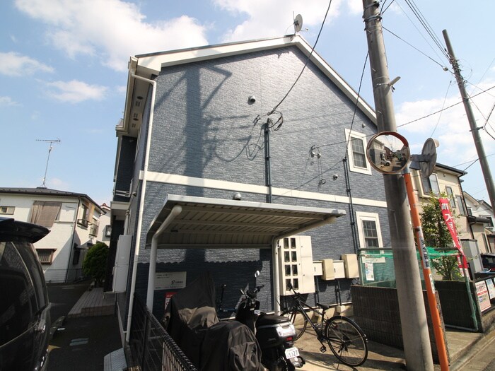 物件外観写真5　(駐輪場)