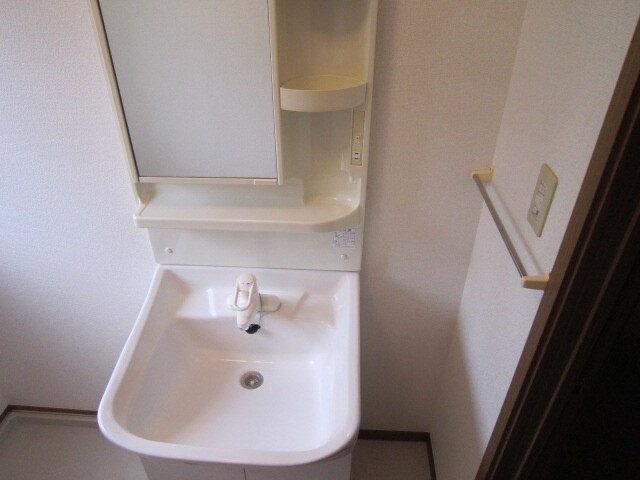 物件内観写真13　(洗面)