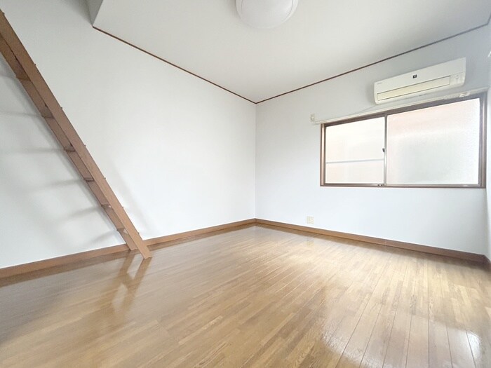 物件内観写真18　(居室)