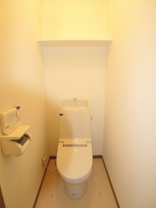 物件内観写真10　(トイレ)