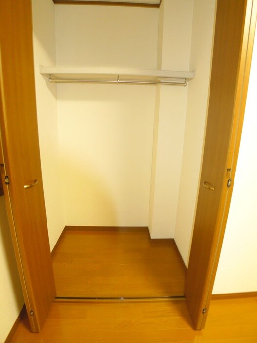 物件内観写真13　(収納)