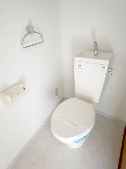 物件内観写真14　(トイレ)