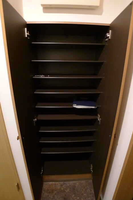 物件内観写真16　(靴箱)