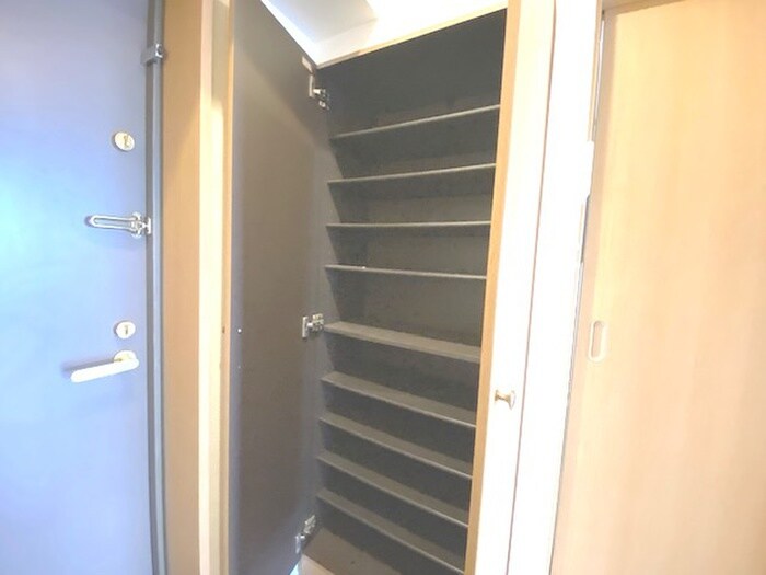 物件内観写真18　(収納)