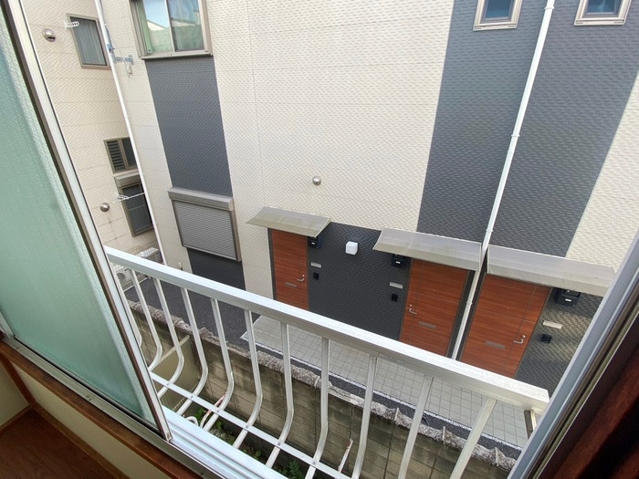 物件内観写真15　(室内からの展望)