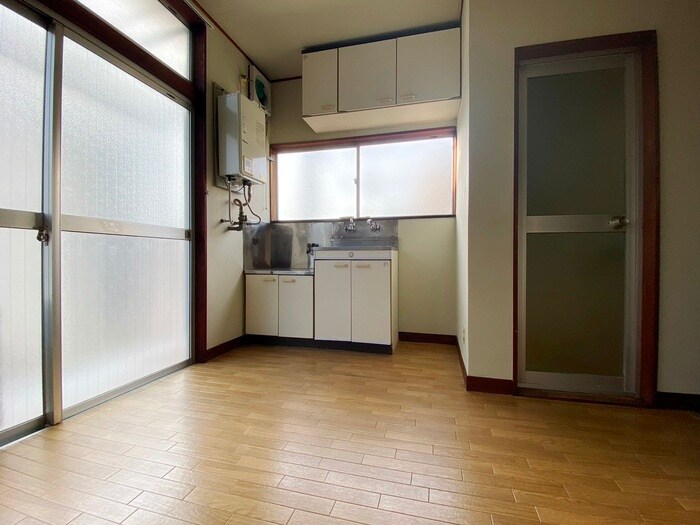 物件内観写真16　(内観写真)