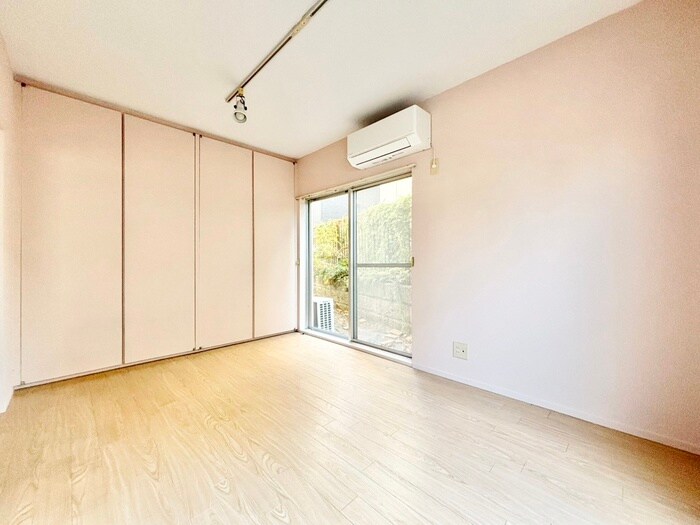 物件内観写真16　(居室)