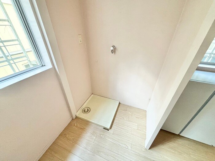 物件内観写真19　(洗濯機置場)