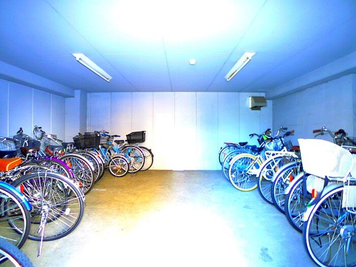 エクセル青山の駐輪場