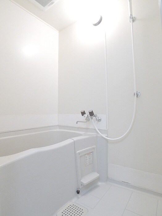 エクセル青山のバス