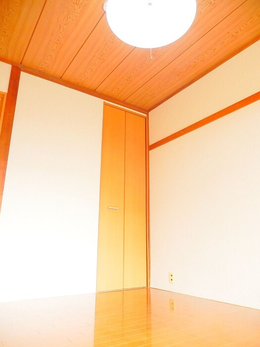 物件内観写真11　(居室)