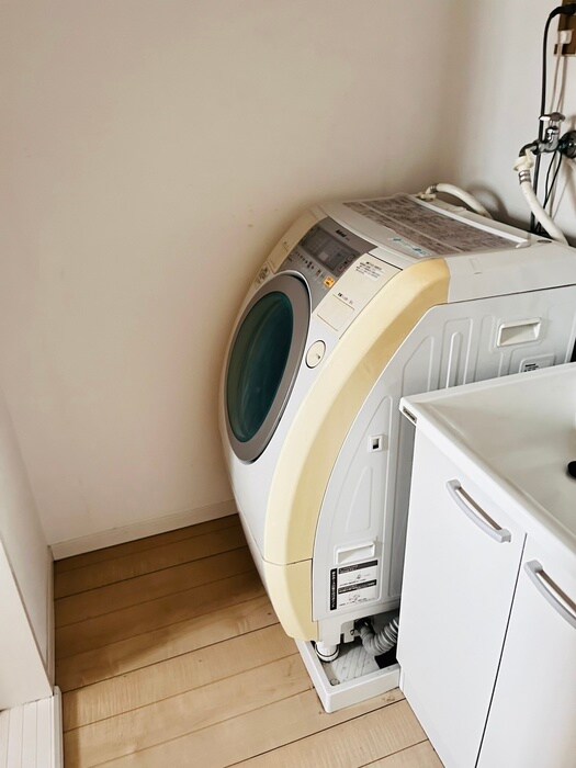 物件内観写真15　(洗濯機置場)