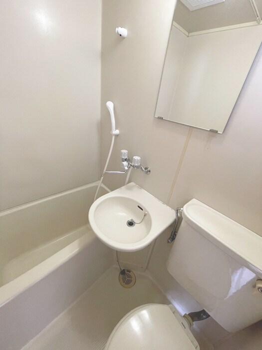 物件内観写真12　(バス／シャワールーム等)