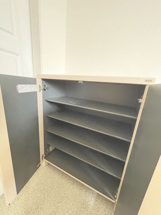 物件内観写真17　(靴箱)