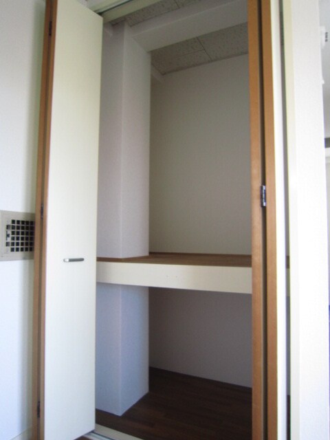 物件内観写真9　(収納)
