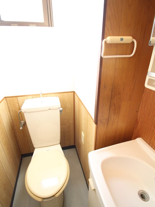 物件内観写真11　(トイレ)