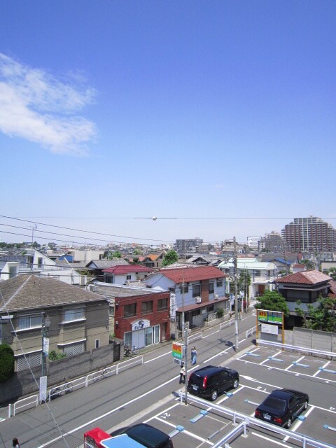 物件内観写真16　(室内からの展望)