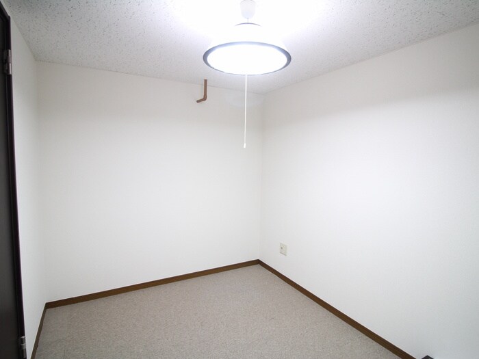 物件内観写真19　(居室)