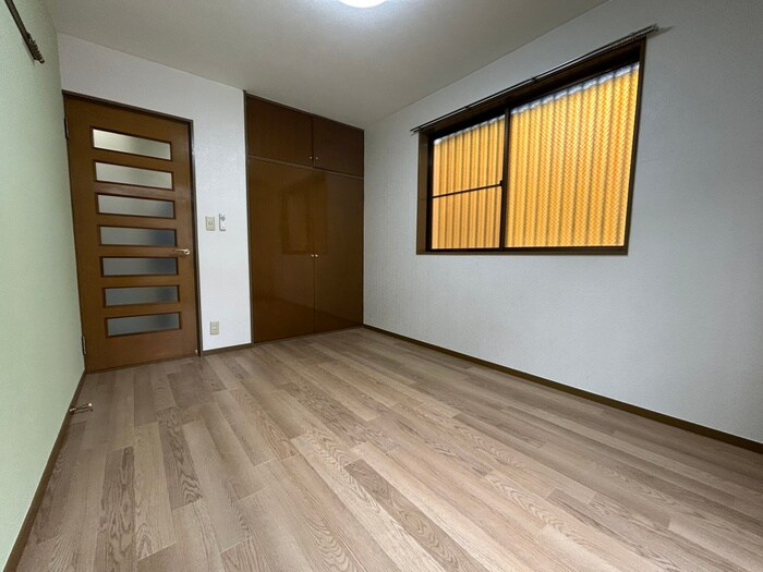 物件内観写真8　(居室)