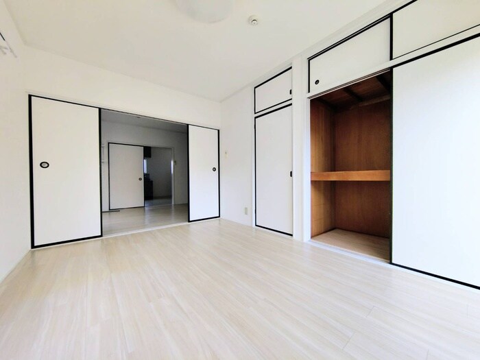 物件内観写真8　(収納)