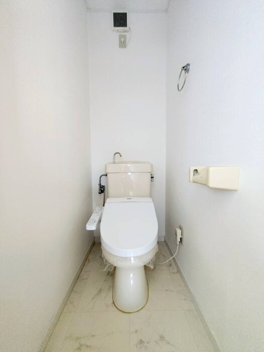 物件内観写真16　(トイレ)