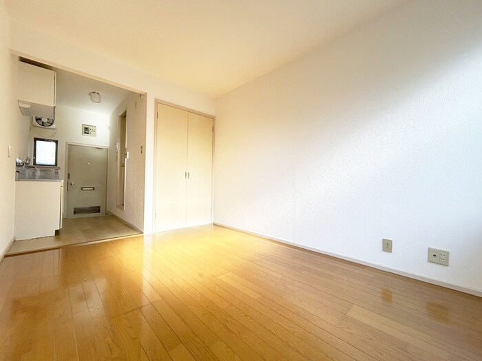 物件内観写真8　(居室)