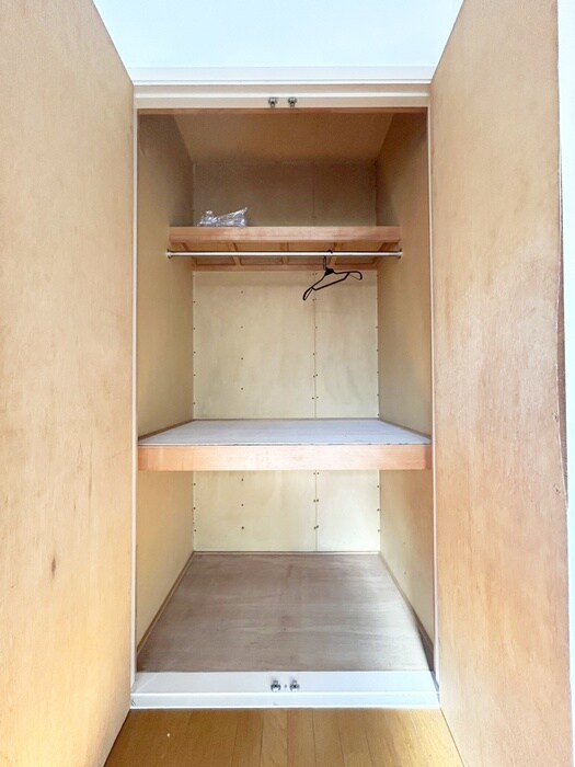 物件内観写真11　(収納)
