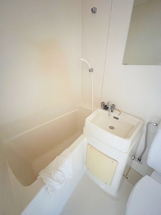 物件内観写真13　(バス／シャワールーム等)