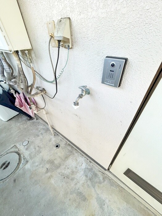 物件内観写真15　(洗濯機置場)