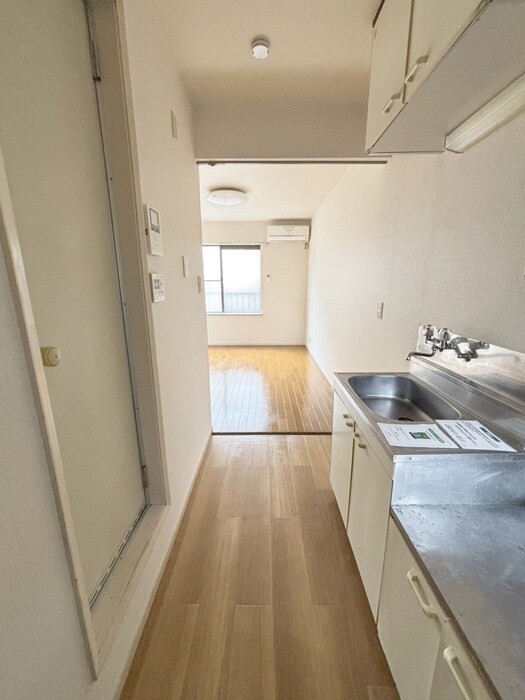 物件内観写真17　(廊下)