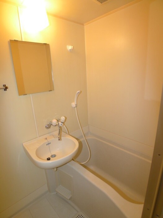 物件内観写真10　(洗面)