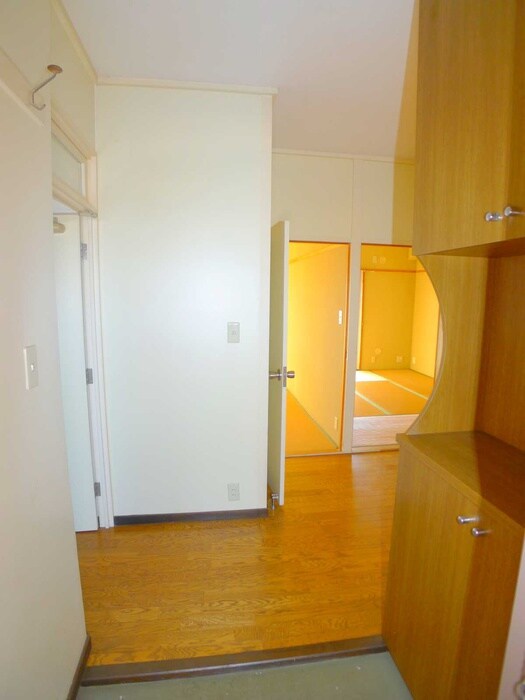 物件内観写真17　(靴箱)