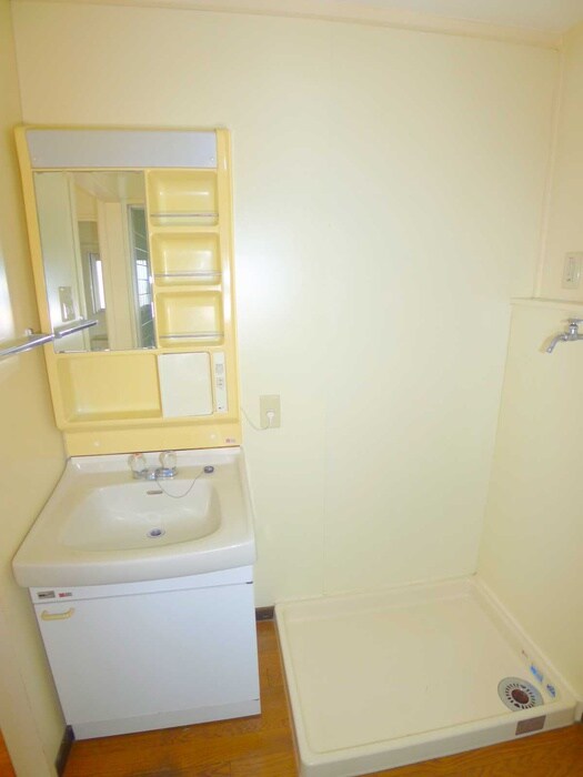 物件内観写真19　(洗濯機置場)