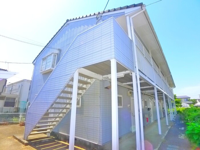 物件外観写真4　(エントランス部分)