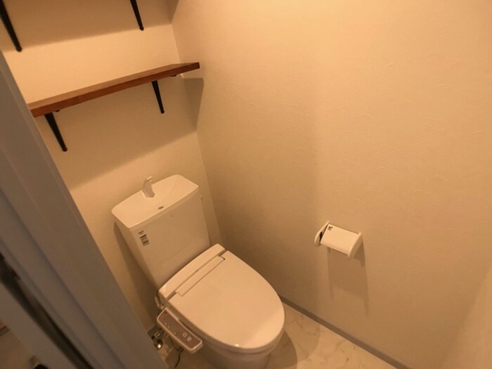 物件内観写真15　(トイレ)