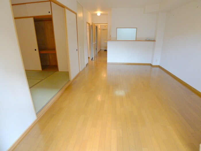 物件内観写真7　(居室)