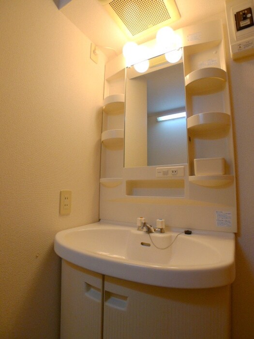 物件内観写真12　(洗面)