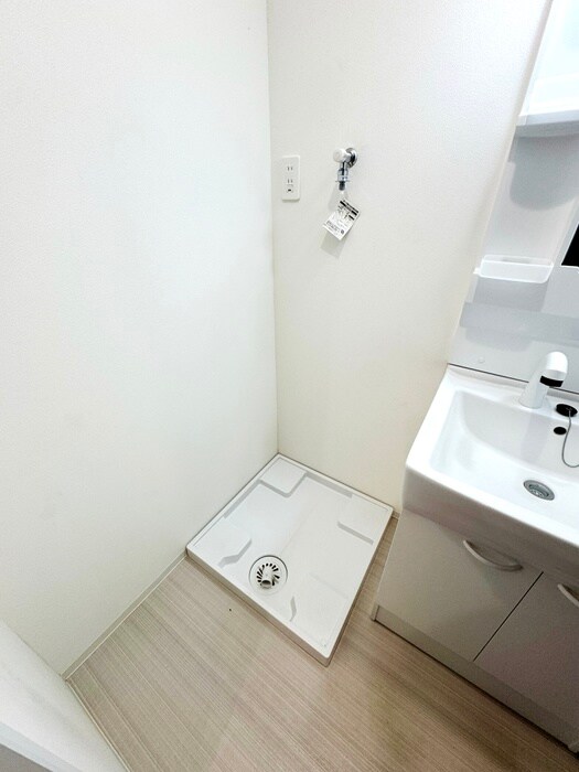 物件内観写真14　(洗濯機置場)