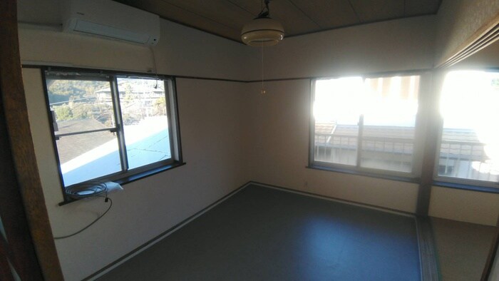 物件内観写真9　(居室)