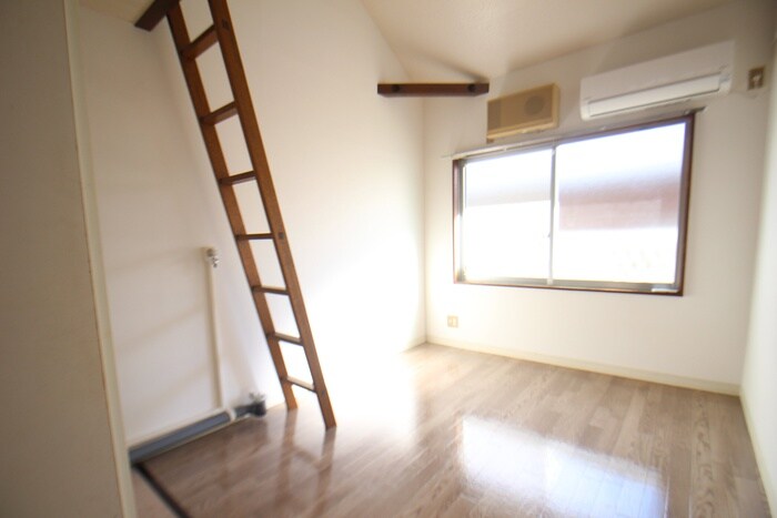 物件内観写真14　(居室)