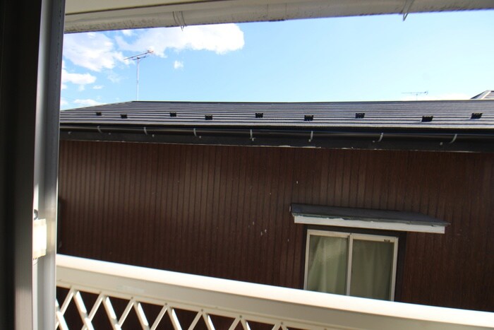 物件内観写真16　(室内からの展望)