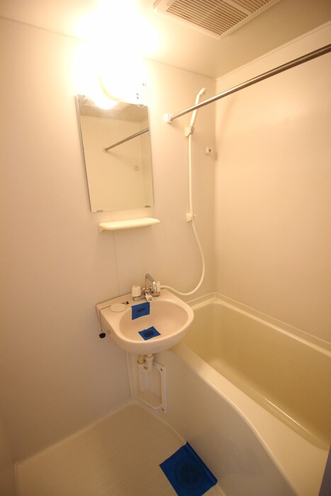 物件内観写真12　(バス／シャワールーム等)