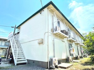 三輪グリ－ンハイツ２外観写真