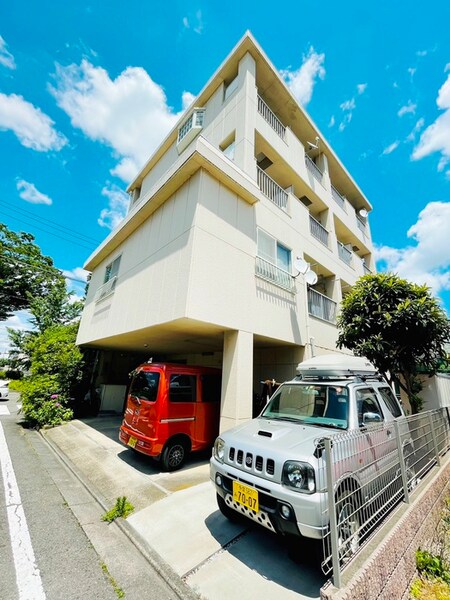 アイオンマンション外観写真