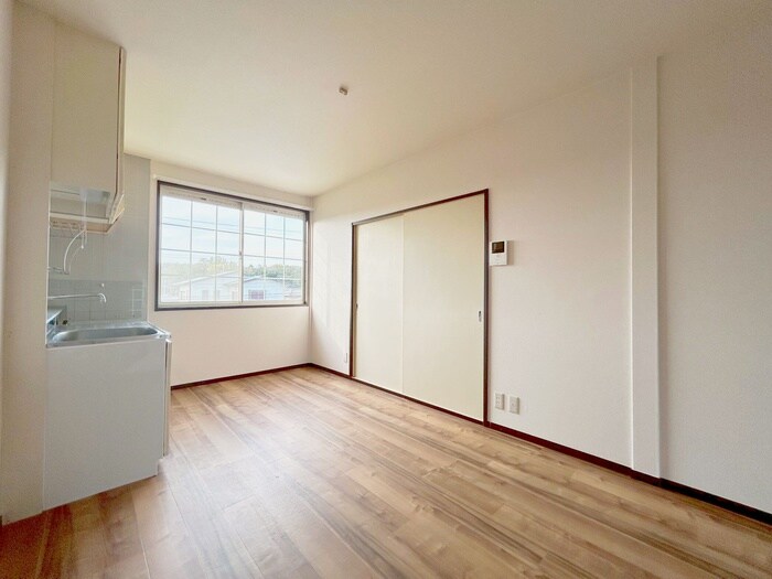 物件内観写真15　(居室)