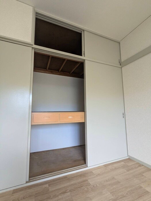 物件内観写真10　(収納)