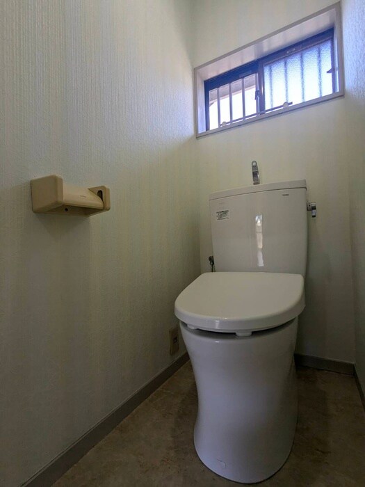物件内観写真17　(トイレ)